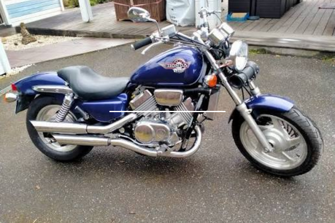 Honda VFC 750 : fiche technique, caractéristiques et conseils d’achat