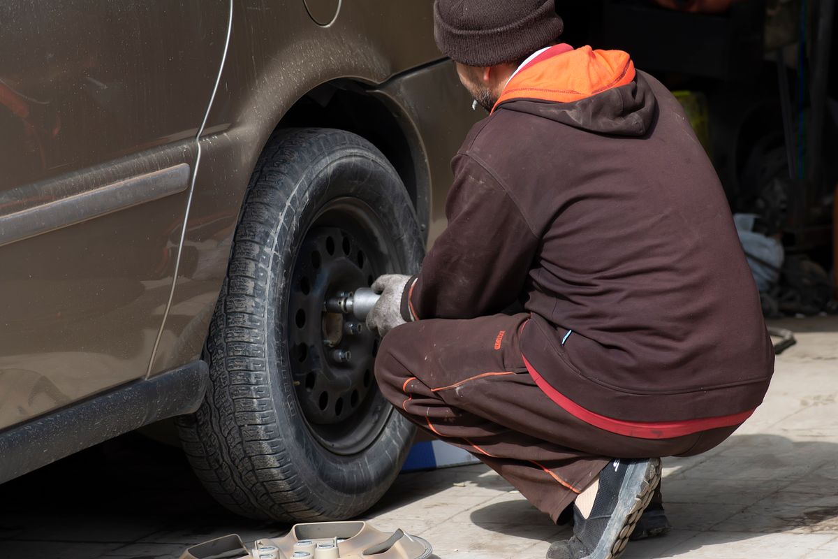 Embrayage HS : symptômes et prix de remplacement - Quel est le rôle de l’embrayage sur une voiture ?