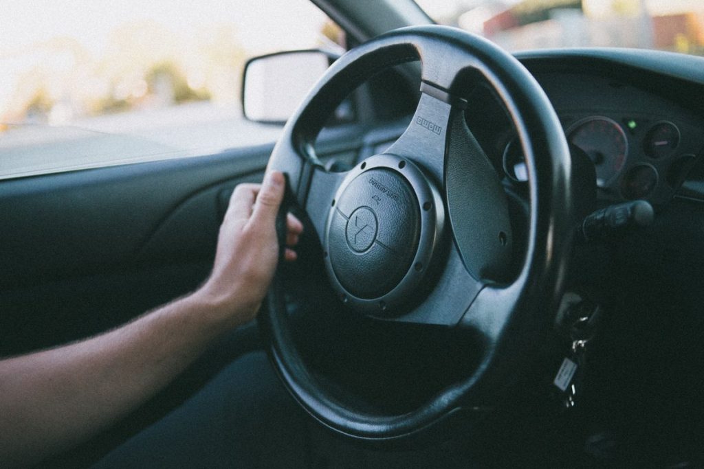 Volant moteur bi-masse : symptômes, diagnostic et prix de remplacement